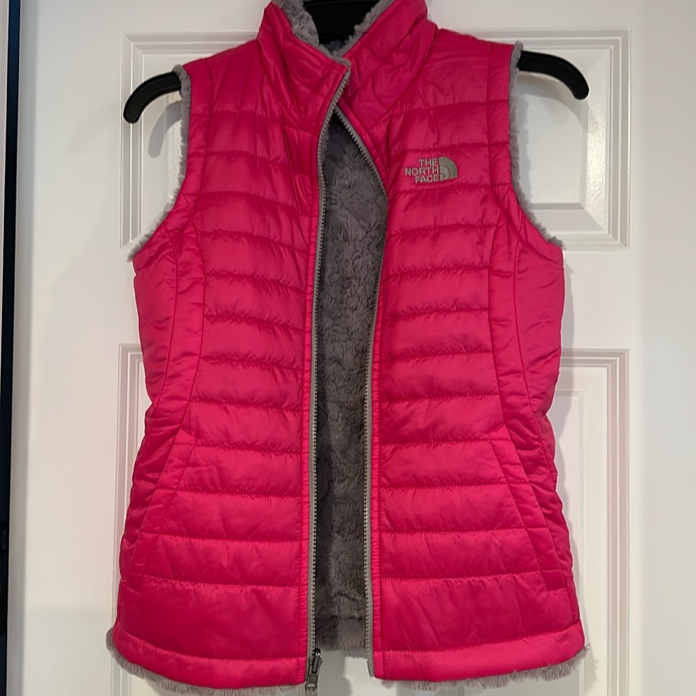 Kid’s reversible North Face Vest